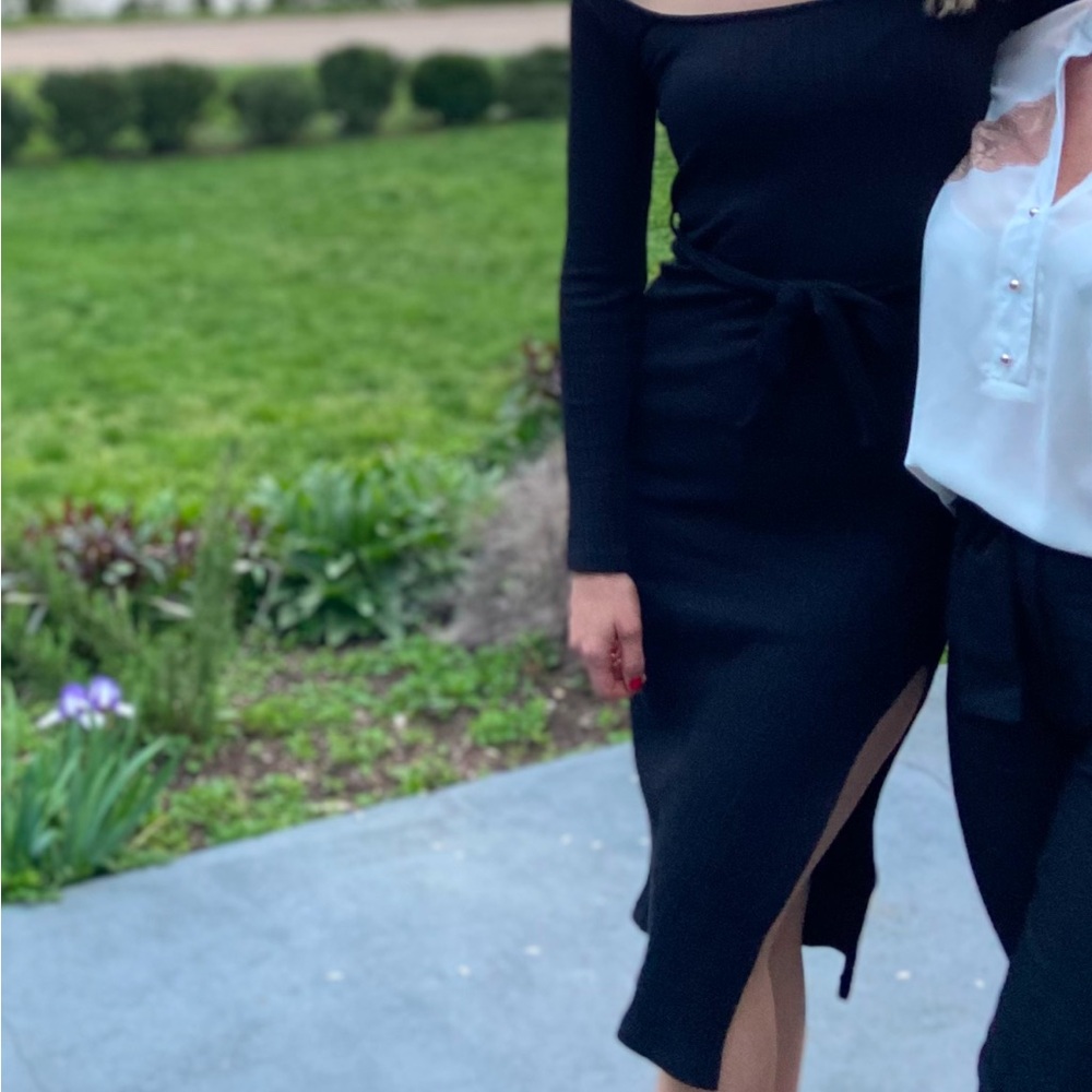 Elegant Black  Dress